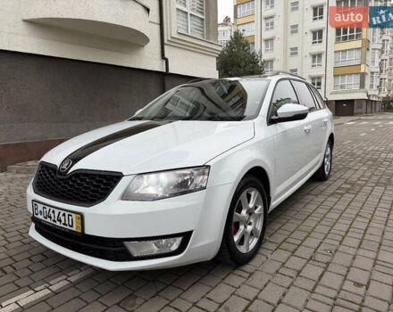 Білий Шкода Октавія, об'ємом двигуна 1.97 л та пробігом 260 тис. км за 11500 $, фото 1 на Automoto.ua