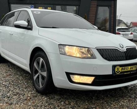 Белый Шкода Октавия, объемом двигателя 1.6 л и пробегом 260 тыс. км за 10999 $, фото 1 на Automoto.ua