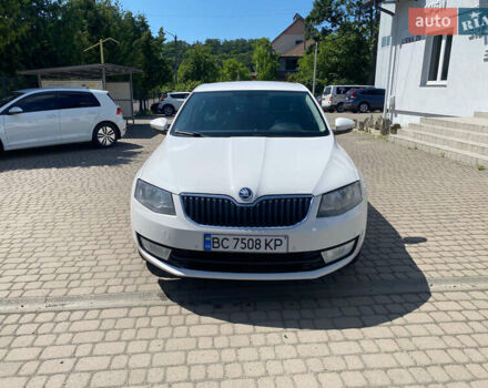 Білий Шкода Октавія, об'ємом двигуна 1.6 л та пробігом 320 тис. км за 10200 $, фото 1 на Automoto.ua