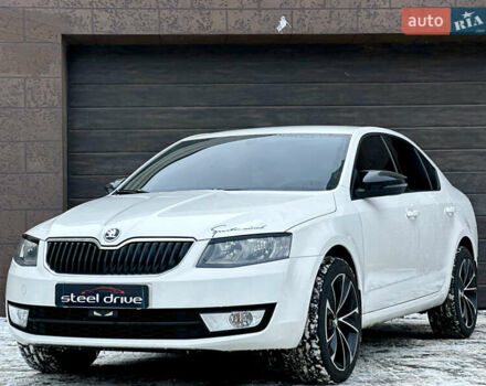 Белый Шкода Октавия, объемом двигателя 1.8 л и пробегом 222 тыс. км за 11500 $, фото 1 на Automoto.ua