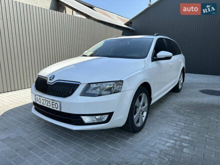 Шкода Октавія 2016 у Хусте на Automoto.ua Білий Шкода Октавія, об'ємом двигуна 1.98 л та пробігом 300 тис. км за 12300 $, фото 1 на Automoto.ua