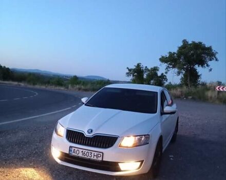 Белый Шкода Октавия, объемом двигателя 1.6 л и пробегом 239 тыс. км за 11900 $, фото 1 на Automoto.ua