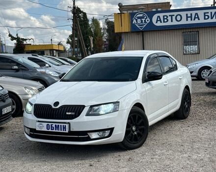 Білий Шкода Октавія, об'ємом двигуна 1.6 л та пробігом 225 тис. км за 10100 $, фото 1 на Automoto.ua