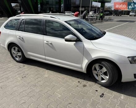 Белый Шкода Октавия, объемом двигателя 1.6 л и пробегом 168 тыс. км за 12800 $, фото 1 на Automoto.ua