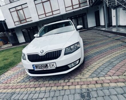 Білий Шкода Октавія, об'ємом двигуна 2 л та пробігом 200 тис. км за 12000 $, фото 1 на Automoto.ua