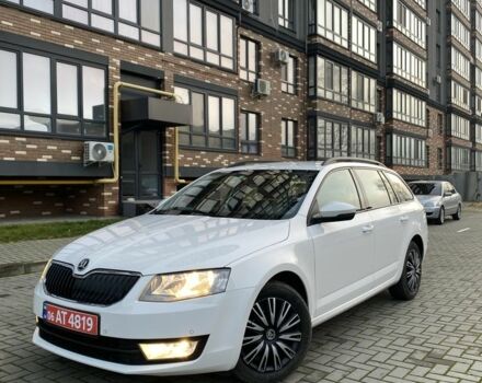 Белый Шкода Октавия, объемом двигателя 1.6 л и пробегом 262 тыс. км за 10999 $, фото 1 на Automoto.ua