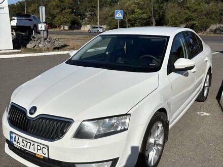 Білий Шкода Октавія, об'ємом двигуна 1.4 л та пробігом 330 тис. км за 7800 $, фото 1 на Automoto.ua