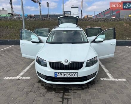 Белый Шкода Октавия, объемом двигателя 1.6 л и пробегом 275 тыс. км за 11600 $, фото 1 на Automoto.ua