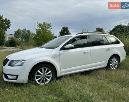 Білий Шкода Октавія, об'ємом двигуна 1.6 л та пробігом 175 тис. км за 11500 $, фото 1 на Automoto.ua
