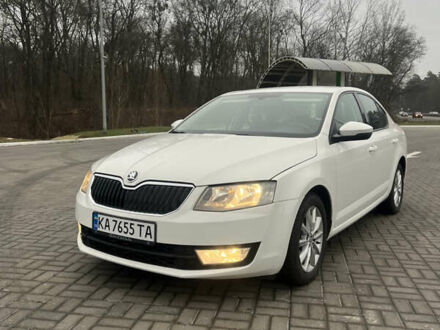 Белый Шкода Октавия, объемом двигателя 1.6 л и пробегом 350 тыс. км за 10600 $, фото 1 на Automoto.ua
