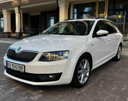 Белый Шкода Октавия, объемом двигателя 1.6 л и пробегом 298 тыс. км за 12300 $, фото 1 на Automoto.ua