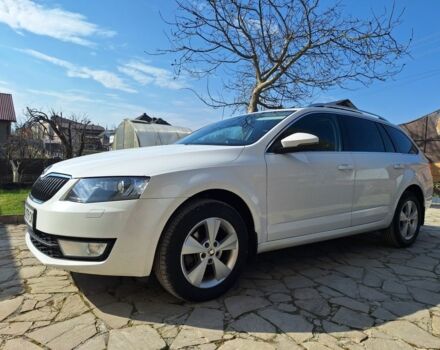 Белый Шкода Октавия, объемом двигателя 2 л и пробегом 280 тыс. км за 12800 $, фото 1 на Automoto.ua