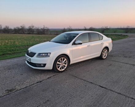 Белый Шкода Октавия, объемом двигателя 1.6 л и пробегом 236 тыс. км за 12500 $, фото 1 на Automoto.ua