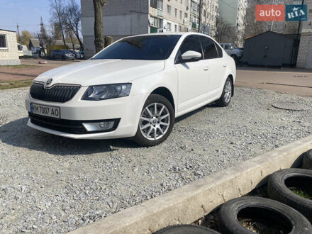 Белый Шкода Октавия, объемом двигателя 1.8 л и пробегом 230 тыс. км за 11499 $, фото 1 на Automoto.ua