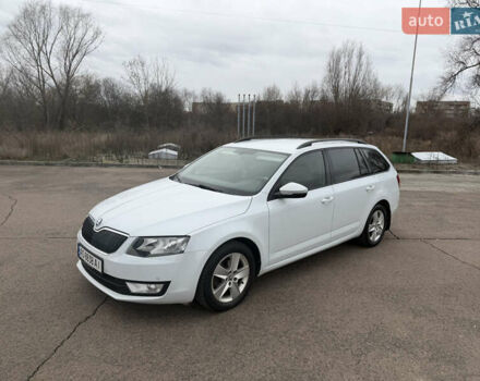 Белый Шкода Октавия, объемом двигателя 1.6 л и пробегом 281 тыс. км за 10800 $, фото 1 на Automoto.ua