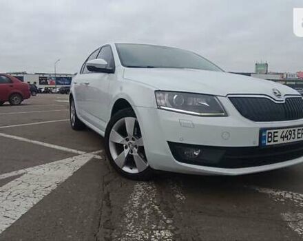 Білий Шкода Октавія, об'ємом двигуна 1.6 л та пробігом 293 тис. км за 12200 $, фото 1 на Automoto.ua
