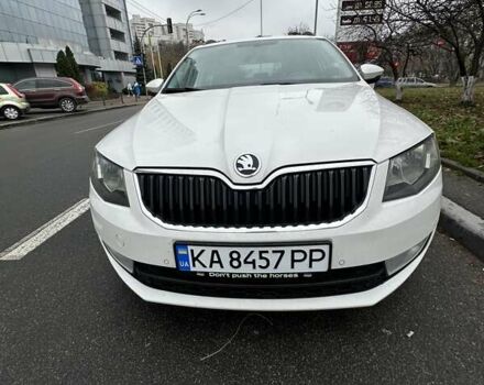 Белый Шкода Октавия, объемом двигателя 1.6 л и пробегом 180 тыс. км за 10900 $, фото 1 на Automoto.ua