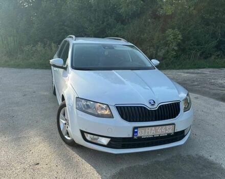 Білий Шкода Октавія, об'ємом двигуна 1.6 л та пробігом 185 тис. км за 10800 $, фото 1 на Automoto.ua