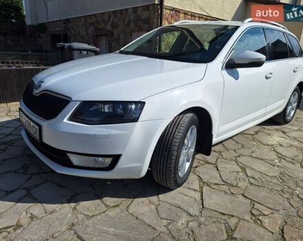 Белый Шкода Октавия, объемом двигателя 1.98 л и пробегом 299 тыс. км за 12300 $, фото 1 на Automoto.ua