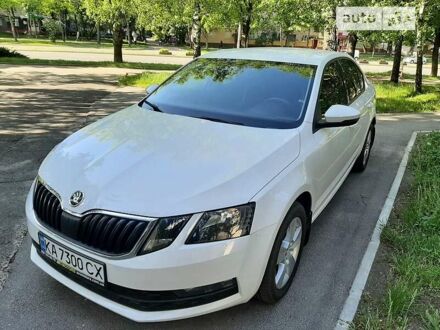 Шкода Октавія 2017 у Чернігові на Automoto.ua Білий Шкода Октавія, об'ємом двигуна 1.8 л та пробігом 74 тис. км за 17500 $, фото 1 на Automoto.ua