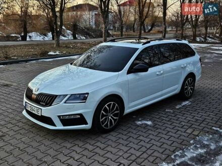 Шкода Октавія 2017 у Миргороде на Automoto.ua Білий Шкода Октавія, об'ємом двигуна 1.97 л та пробігом 248 тис. км за 17500 $, фото 1 на Automoto.ua