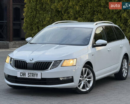 Шкода Октавія 2017 у Стрые на Automoto.ua Білий Шкода Октавія, об'ємом двигуна 1.6 л та пробігом 218 тис. км за 12700 $, фото 1 на Automoto.ua