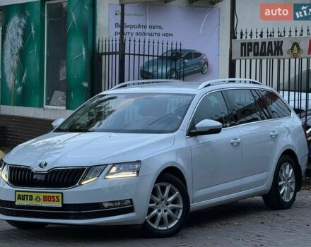 Белый Шкода Октавия, объемом двигателя 1.4 л и пробегом 165 тыс. км за 12500 $, фото 1 на Automoto.ua