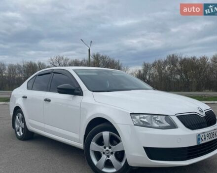 Белый Шкода Октавия, объемом двигателя 1.6 л и пробегом 176 тыс. км за 12500 $, фото 1 на Automoto.ua