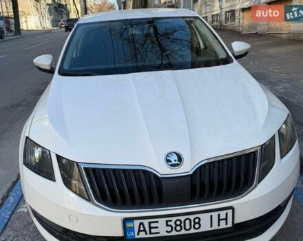 Білий Шкода Октавія, об'ємом двигуна 1.8 л та пробігом 82 тис. км за 15500 $, фото 1 на Automoto.ua