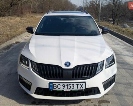 Белый Шкода Октавия, объемом двигателя 1.97 л и пробегом 185 тыс. км за 19900 $, фото 1 на Automoto.ua