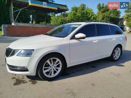 Шкода Октавія 2017 у Гадяче на Automoto.ua Білий Шкода Октавія, об'ємом двигуна 1.6 л та пробігом 304 тис. км за 11500 $, фото 1 на Automoto.ua