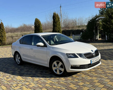 Білий Шкода Октавія, об'ємом двигуна 1.4 л та пробігом 124 тис. км за 13990 $, фото 1 на Automoto.ua