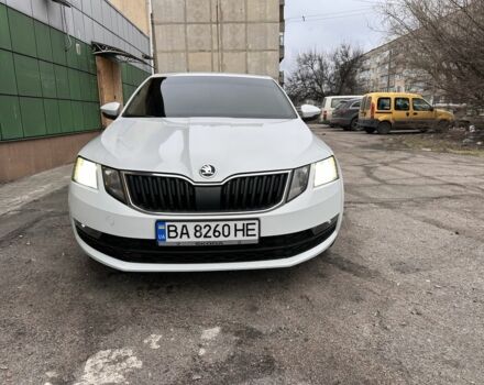 Белый Шкода Октавия, объемом двигателя 1.4 л и пробегом 210 тыс. км за 13500 $, фото 1 на Automoto.ua