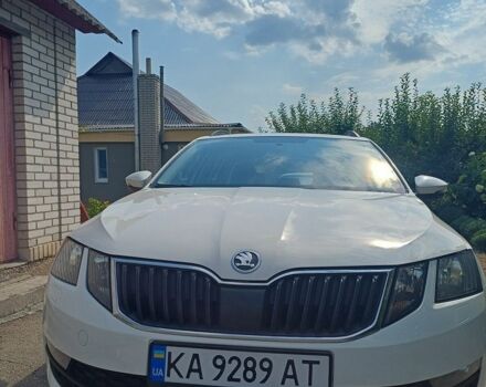 Белый Шкода Октавия, объемом двигателя 1.6 л и пробегом 284 тыс. км за 11000 $, фото 1 на Automoto.ua