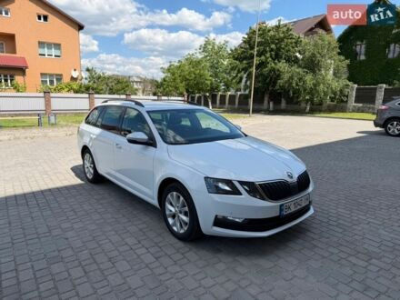 Білий Шкода Октавія, об'ємом двигуна 1.6 л та пробігом 233 тис. км за 15300 $, фото 1 на Automoto.ua