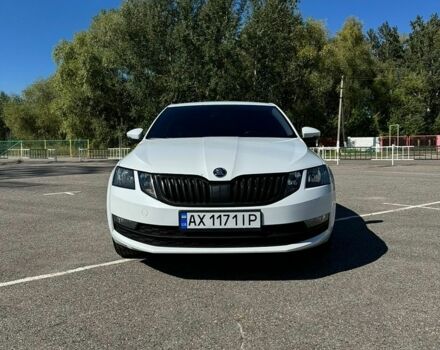 Білий Шкода Октавія, об'ємом двигуна 1.8 л та пробігом 124 тис. км за 15900 $, фото 1 на Automoto.ua