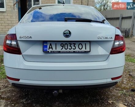 Белый Шкода Октавия, объемом двигателя 1.4 л и пробегом 92 тыс. км за 15500 $, фото 1 на Automoto.ua