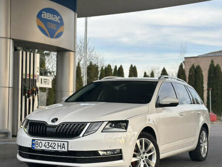 Білий Шкода Октавія, об'ємом двигуна 1.97 л та пробігом 225 тис. км за 15499 $, фото 1 на Automoto.ua