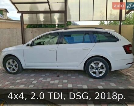 Білий Шкода Октавія, об'ємом двигуна 2 л та пробігом 245 тис. км за 17500 $, фото 1 на Automoto.ua