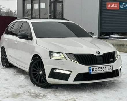 Білий Шкода Октавія, об'ємом двигуна 2 л та пробігом 254 тис. км за 16900 $, фото 1 на Automoto.ua