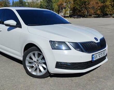 Білий Шкода Октавія, об'ємом двигуна 1.4 л та пробігом 199 тис. км за 15600 $, фото 1 на Automoto.ua