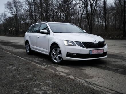 Білий Шкода Октавія, об'ємом двигуна 0 л та пробігом 210 тис. км за 12000 $, фото 1 на Automoto.ua