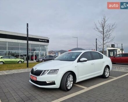 Белый Шкода Октавия, объемом двигателя 1.6 л и пробегом 227 тыс. км за 13300 $, фото 1 на Automoto.ua