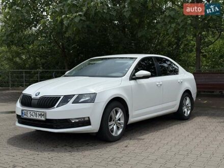 Белый Шкода Октавия, объемом двигателя 1.4 л и пробегом 140 тыс. км за 14500 $, фото 1 на Automoto.ua