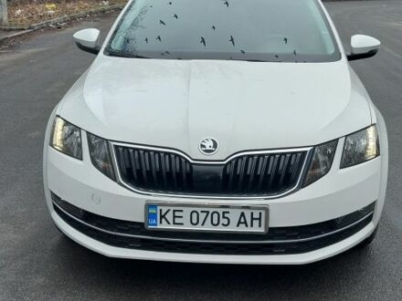 Білий Шкода Октавія, об'ємом двигуна 1.6 л та пробігом 178 тис. км за 14700 $, фото 1 на Automoto.ua