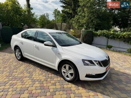 Белый Шкода Октавия, объемом двигателя 1.97 л и пробегом 240 тыс. км за 13100 $, фото 1 на Automoto.ua