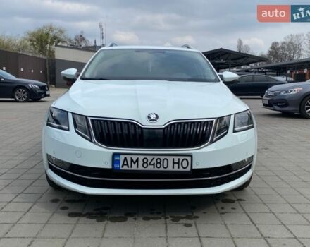 Белый Шкода Октавия, объемом двигателя 1.97 л и пробегом 147 тыс. км за 17500 $, фото 1 на Automoto.ua