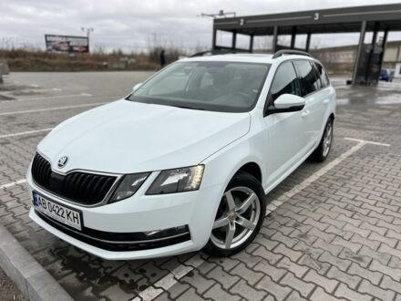 Шкода Октавія 2018 у Вінниці на Automoto.ua Білий Шкода Октавія, об'ємом двигуна 2 л та пробігом 295 тис. км за 17250 $, фото 1 на Automoto.ua