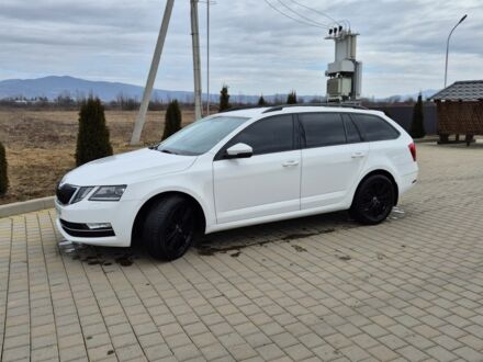 Шкода Октавия 2018 в Хусте на Automoto.ua Белый Шкода Октавия, объемом двигателя 1.6 л и пробегом 233 тыс. км за 13000 $, фото 1 на Automoto.ua