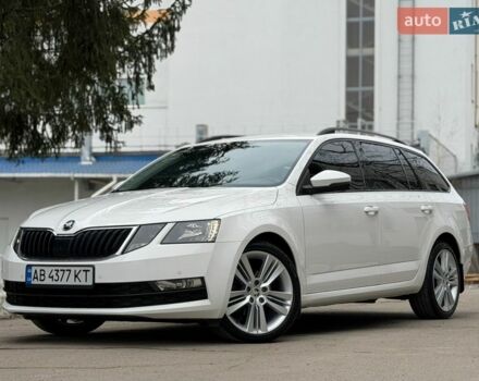 Белый Шкода Октавия, объемом двигателя 1.97 л и пробегом 297 тыс. км за 14300 $, фото 1 на Automoto.ua